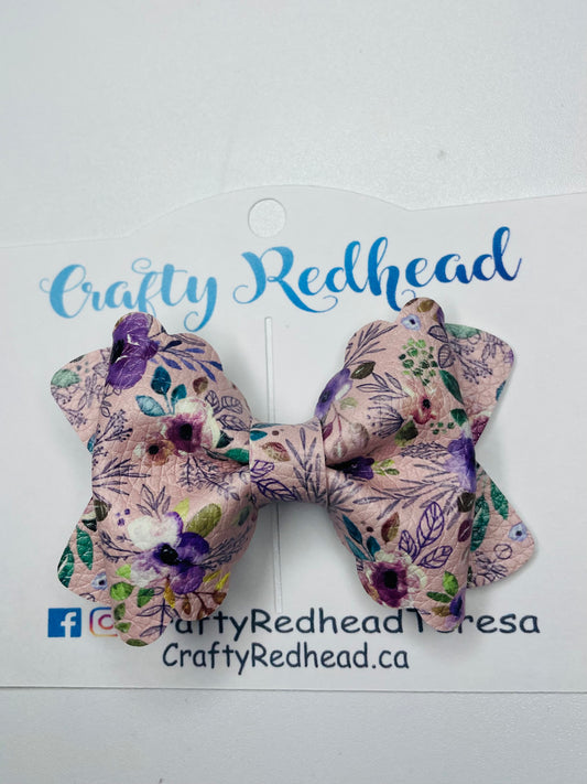 3” scalloped pinch bow